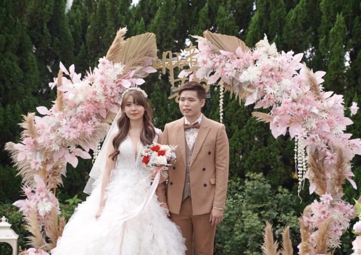 拾光集團婚禮服務案例 - wedding outdoor arch pink